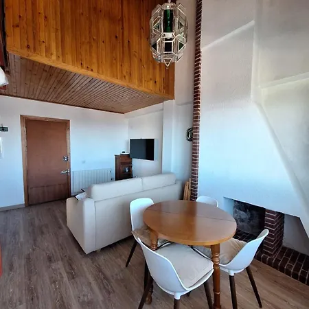 Apartment Vistas Y Pistas Acogedor Y Espacioso Duplex En Zona Alta Con Garaje